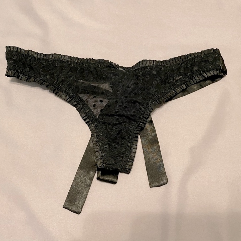 NWOT - Victoria’s Secret Sheer Thong with Satin Tie, Size S